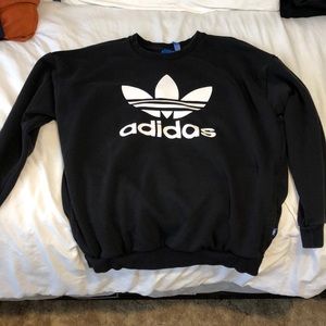 Adidas crew neck with pockets